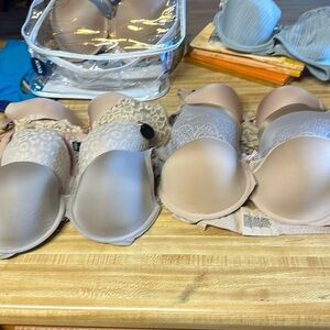 Eight bras. All 36D.